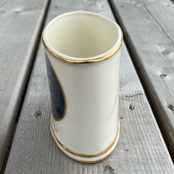 Thomas Kinkade Sunday Sleigh Ride Votive Holder - Picture 5 of 7